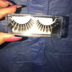 EYECONIC mink lashes 🤍